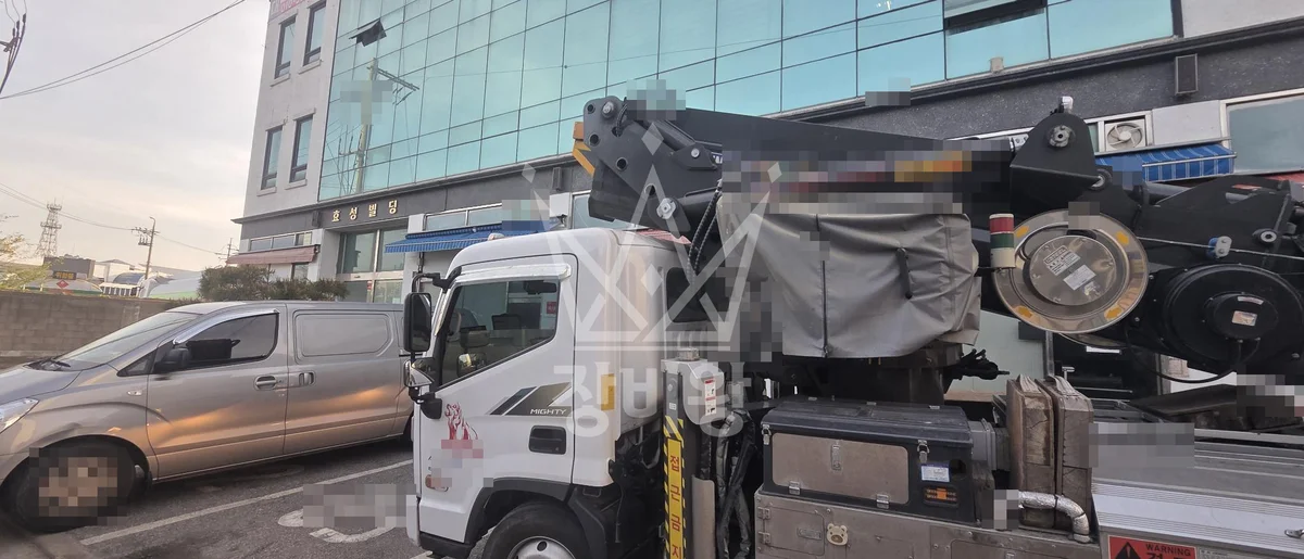 인천 제물포구 율목동 스카이차 유리 작업 현장